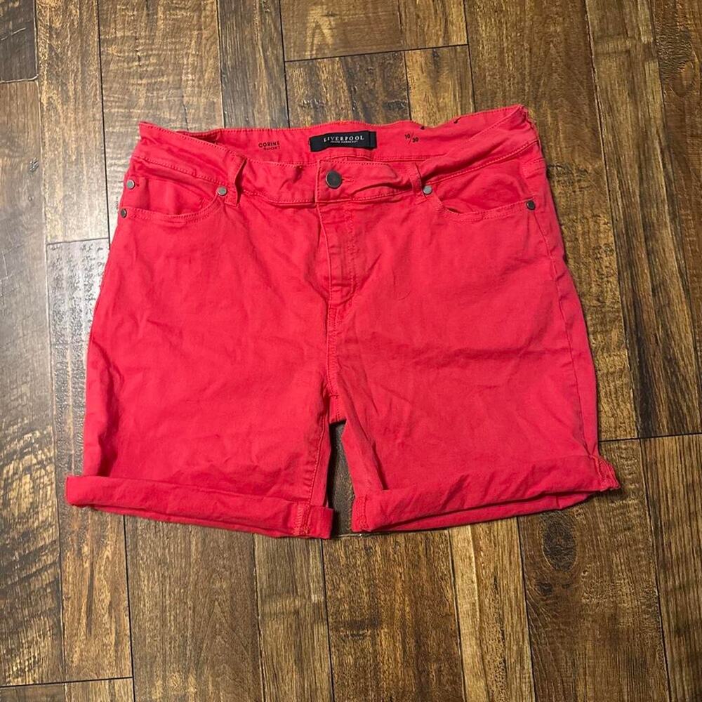 Red Mid-Length Cuffed Shorts